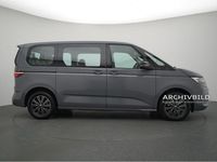 Second-hand VW Multivan Basis 150 CP (110 kW) 2024 Gri Monovolum