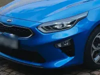 Gebraucht Kia Ceed Spirit 159 PS (116 kW) 2021 Blau Kleinwagen