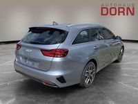 Neu Kia Ceed 140 PS (102 kW) 2025 Lunar silver Kleinwagen
