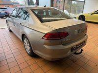 Gebraucht VW Passat Comfortline 150 PS (110 kW) 2014 Silber Limousine