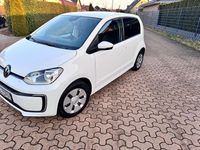 Gebraucht VW e-up! Style 61 kW (83 PS) 2021 Weiß Kleinwagen
