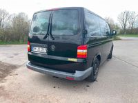 Second-hand VW Transporter 174 CP (127 kW) 2007 Negru Van