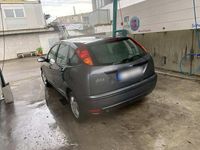 Usata Ford Focus 101 CV (74 kW) 2003 Argento Utilitaria