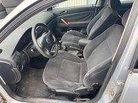 Gebraucht VW Passat 125 PS (91 kW) 1999 Silber Kombi