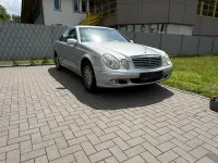 Gebraucht Mercedes E220 150 PS (110 kW) 2004 Silber Limousine