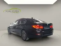Gebraucht BMW 530 Sport Line 265 PS (194 kW) 2017 Schwarz ii/bonnet fluid black Limousine