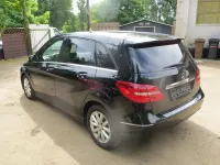 Gebraucht Mercedes B200 156 PS (114 kW) 2012 Schwarz Kleinwagen