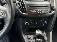 Gebraucht Ford Focus 125 PS (91 kW) 2017 Grau Kombi