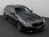 Gebraucht BMW 530e M Sport 292 PS (214 kW) 2023 Schwarz Limousine