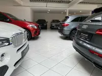 Second-hand Land Rover Range Rover Velar 300 CP (220 kW) 2023 Gri SUV