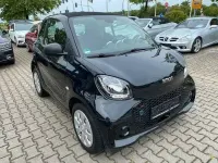 Gebraucht Smart ForTwo Coupé 60 kW (82 PS) 2020 Schwarz Kleinwagen