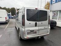 Gebraucht Opel Vivaro 135 PS (99 kW) 2006 Silber Van / Kleinbus