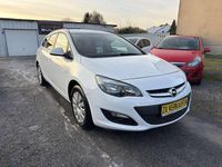 Gebraucht Opel Astra Selection 116 PS (85 kW) 2015 Weiß Kombi