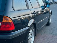 Gebraucht BMW 320 2002 Schwarz Kombi