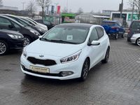 Gebraucht Kia Ceed Spirit 135 PS (99 kW) 2012 Weiß Kleinwagen