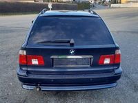 Gebraucht BMW 525 Exclusive 163 PS (119 kW) 2002 Blau Kombi