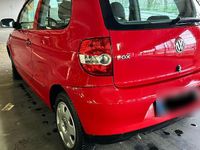 Gebraucht VW Fox Style 54 PS (39 kW) 2009 Rot Kleinwagen