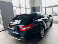 Gebraucht Mercedes CLS350 AMG 265 PS (194 kW) 2014 Cavansitblau  metalliclack Kombi