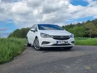 Gebraucht Opel Astra Dynamic 125 PS (91 kW) 2016 Weiß Kleinwagen