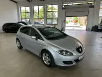 Używany Seat Leon Reference 125 KM (91 kW) 2009 Szary Hatchback