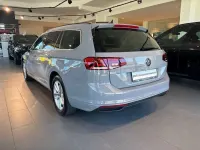 Gebraucht VW Passat Business 190 PS (139 kW) 2022 Mondsteingrau Kombi