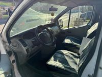 Gebraucht Opel Vivaro 2005 Weiß Van / Kleinbus