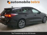 Gebraucht Ford Focus ST-Line X 125 PS (91 kW) 2023 Schwarz Kombi