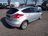 Gebraucht Ford Focus Titanium 125 PS (91 kW) 2018 Silber Limousine