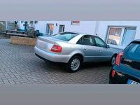 Usado Audi A4 101 CV (74 kW) 2000 Plateado Berlina