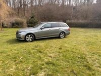 Gebraucht Mercedes E200 184 PS (135 kW) 2013 Grau Kombi