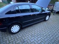 Gebraucht Opel Astra 101 PS (74 kW) 2001 Schwarz Limousine