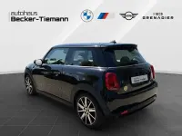 Gebraucht Mini Cooper SE 135 kW (184 PS) 2022 Midnight black Kleinwagen