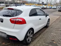 Gebraucht Kia Rio 86 PS (63 kW) 2012 Weiß Kleinwagen
