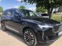 Używany Volvo XC90 Plus 455 KM (334 kW) 2025 Czarny SUV