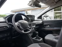 Neu Dacia Jogger Extreme 141 PS (103 kW) 2025 Dolomitgrau Van / Kleinbus