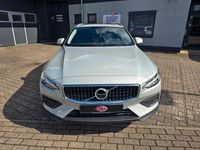 Gebraucht Volvo V60 CC Pro 250 PS (183 kW) 2021 Grau Kombi