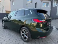 Gebraucht BMW 225 Active Tourer 245 PS (180 kW) 2023 Grün Van / Kleinbus