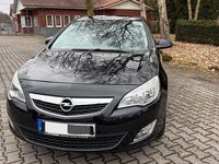 Gebraucht Opel Astra Design Edition 140 PS (102 kW) 2011 Schwarz Limousine