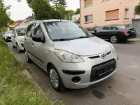 Gebraucht Hyundai i10 67 PS (49 kW) 2010 Silber Kleinwagen