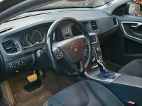 Gebraucht Volvo V60 190 PS (139 kW) 2016 Schwarz Kombi