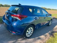Brugt Toyota Auris 100 HK (73 kW) 2017 Blå Hatchback