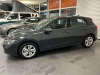 gebraucht VW Golf VIII Lim. Life 2.0 TDI/DSG/NAVI/LED/PDC