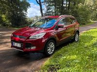 Gebraucht Ford Kuga 150 PS (110 kW) 2015 Rot SUV