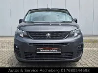 Gebraucht Peugeot Partner 131 PS (96 kW) 2022 Grau Van / Kleinbus