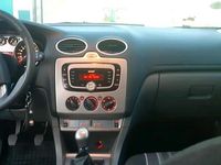 Gebraucht Ford Focus 116 PS (85 kW) 2009 Silber Kombi