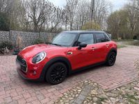 Usata Mini ONE 102 CV (75 kW) 2019 Arancione Utilitaria