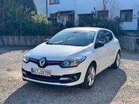 Gebraucht Renault Mégane III 102 PS (75 kW) 2015 Weiß Kleinwagen