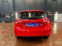 Gebraucht Ford Fiesta Cool & Connect 101 PS (74 kW) 2017 Rot Kleinwagen