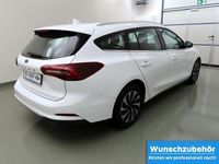 Gebraucht Ford Focus Titanium 116 PS (85 kW) 2023 Weiß Kombi