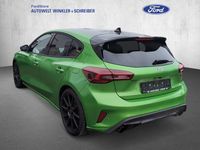 Neu Ford Focus ST 280 PS (205 kW) 2025 Mean green metallic Limousine